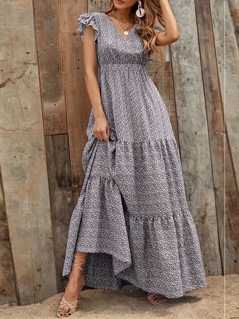 Summer new green floral dress with flying sleeves, V-neck, waist cinched, vacation style, elegant long skirt 2