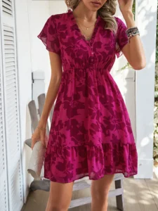 Dresses 2025 Spring/Summer New High End Light Luxury Style Short Sleeved V-Neck Mid Length Dress Slim Fit Leisure Beach Dress