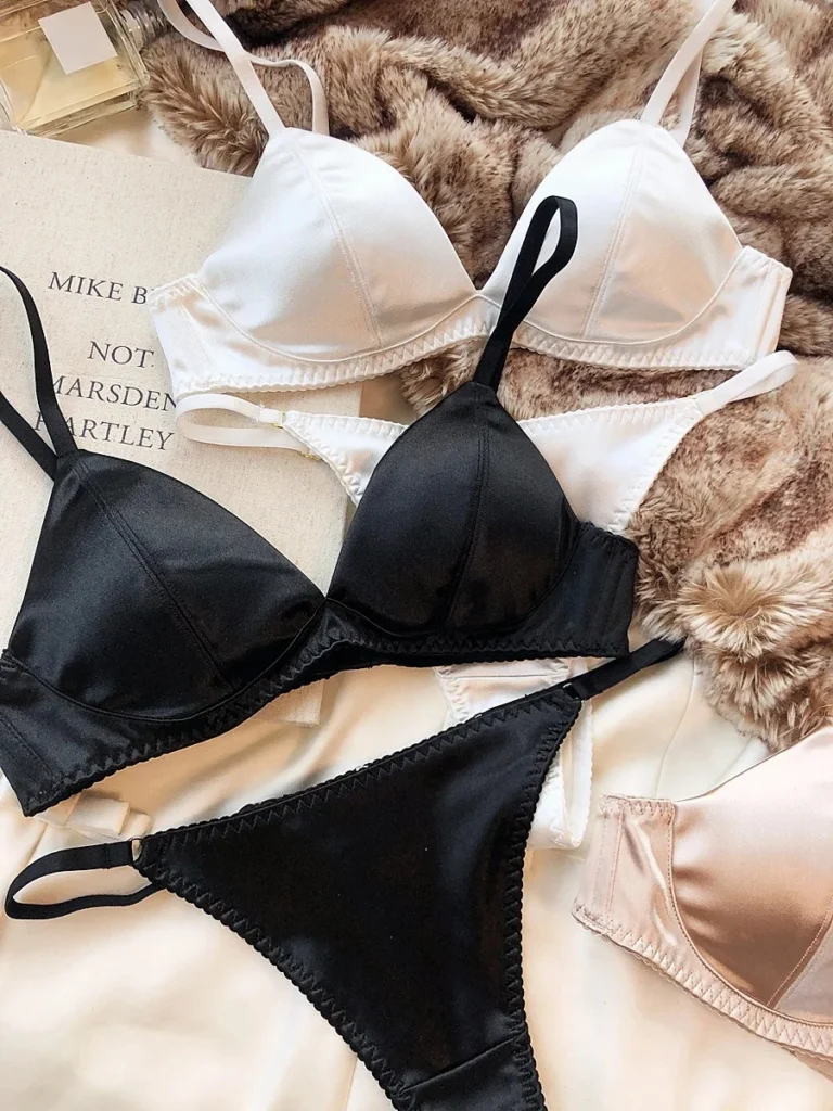 Summer Women Underwear Set Sexy Silken Triangle Cup Wireless Bras French Bralette Seamless Intimates Bra and Thong Lingerie Set 3